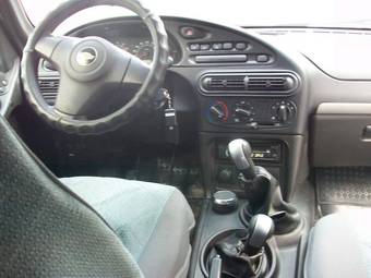 2010 Chevrolet Niva Pictures