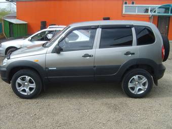2010 Chevrolet Niva Photos