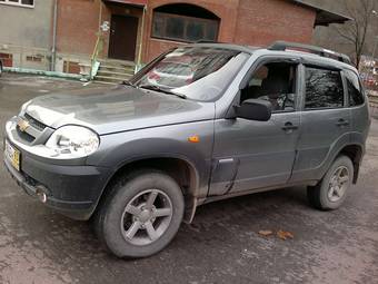 2011 Chevrolet Niva Pictures