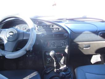 2011 Chevrolet Niva Photos