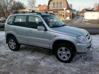 2011 Chevrolet Niva Photos