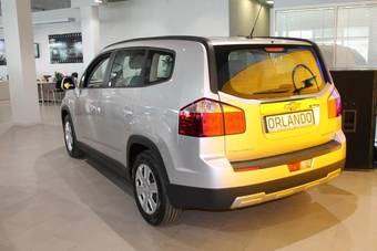 2012 Chevrolet Orlando Pictures