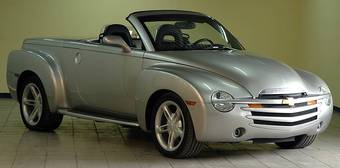 2004 Chevrolet SSR Pics