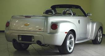 2004 Chevrolet SSR Pictures