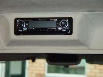 2003 Chevrolet Suburban Pictures