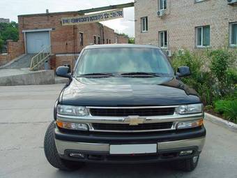2003 Chevrolet Suburban Pictures
