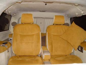 2003 Chevrolet Suburban Pics
