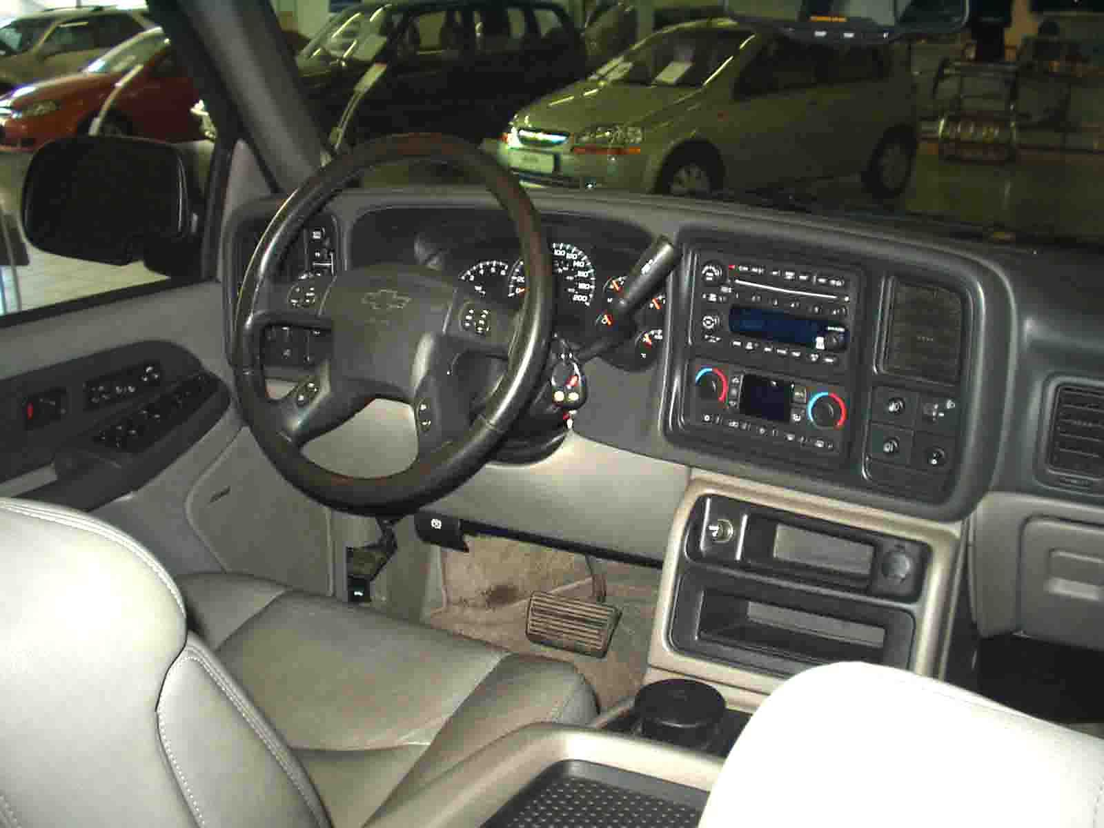 2003 Chevrolet Tahoe