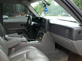 2003 Chevrolet Tahoe Photos