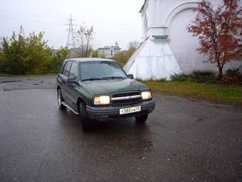 1999 Chevrolet Tracker Photos