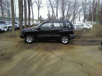 2000 Chevrolet Tracker Pictures