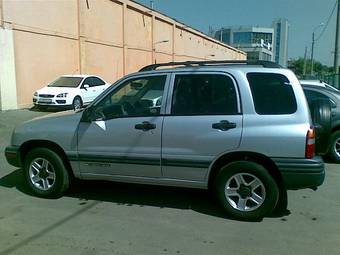 2002 Chevrolet Tracker Photos