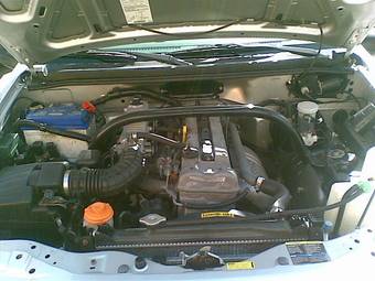2002 Chevrolet Tracker Pictures
