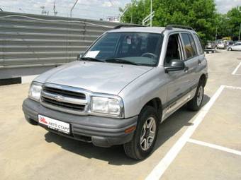 2003 Chevrolet Tracker Photos