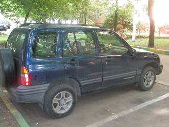 2003 Chevrolet Tracker Pictures