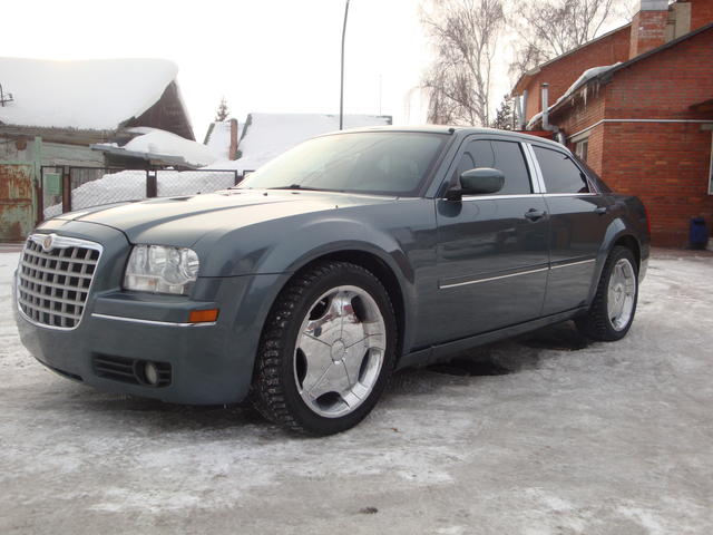 2004 Chrysler 300C