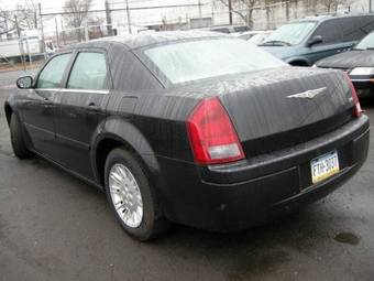 2004 Chrysler 300C Pictures