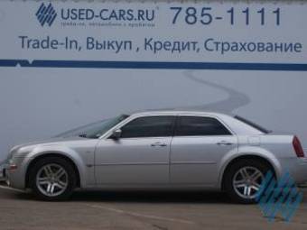 2004 Chrysler 300C Pictures