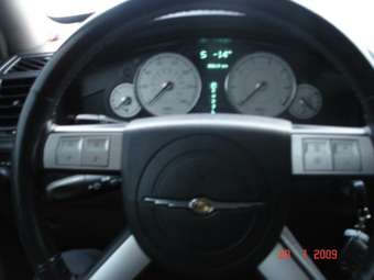 2005 Chrysler 300C Photos