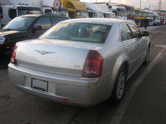 2005 Chrysler 300C Pictures
