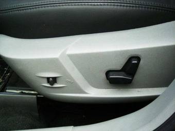 2005 Chrysler 300C Images