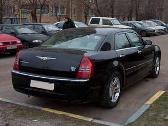 2006 Chrysler 300C Pictures