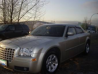 2006 Chrysler 300C Pictures