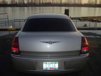 2006 Chrysler 300C Pictures