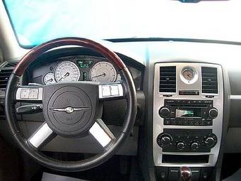 2006 Chrysler 300C Pictures