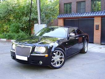 2007 Chrysler 300C Pictures