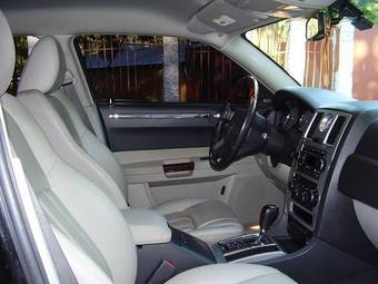 2007 Chrysler 300C Pictures