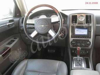 2008 Chrysler 300C Pictures