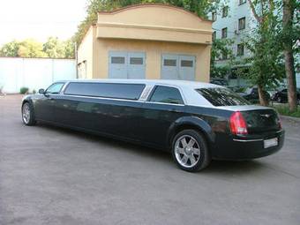 2008 Chrysler 300C Pictures