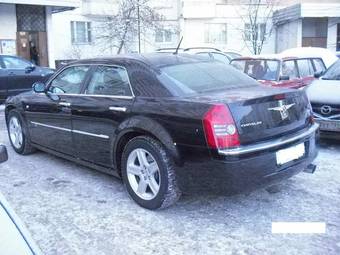 2008 Chrysler 300C Photos