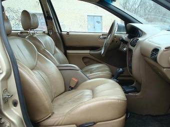 1999 Chrysler Cirrus Photos