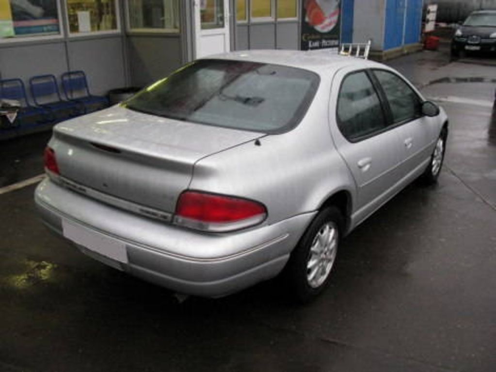 2000 Chrysler Cirrus