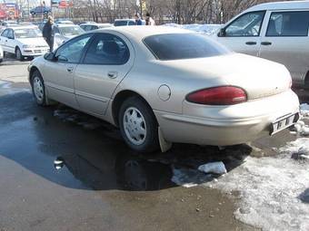 2000 Chrysler Concorde Pictures