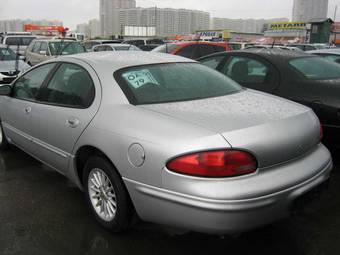 2001 Chrysler Concorde Photos