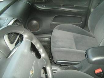 2001 Chrysler Neon Photos