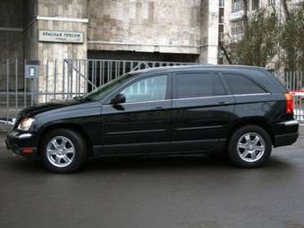 2004 Chrysler Pacifica Pictures