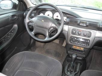 2003 Chrysler Sebring Pictures