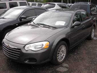 2004 Chrysler Sebring Photos