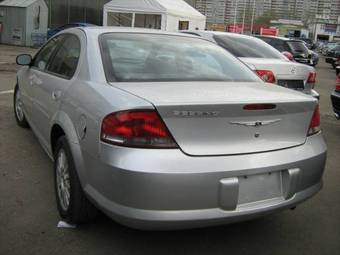 2004 Chrysler Sebring Pictures