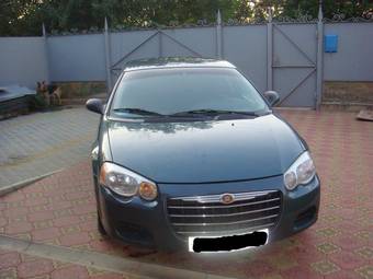 2005 Chrysler Sebring Photos