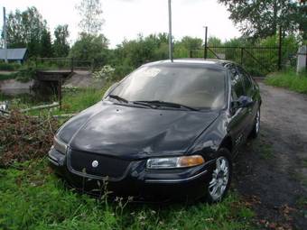 1995 Chrysler Stratus Pictures