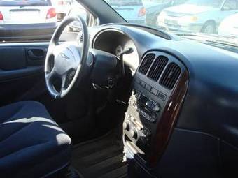 2002 Chrysler TOWN Country Images
