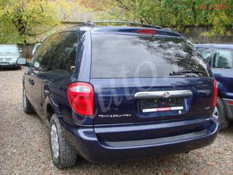 2004 Chrysler TOWN Country Pictures