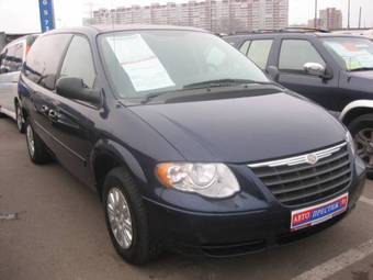 2004 Chrysler TOWN Country