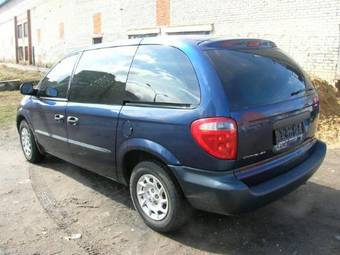 2001 Chrysler Voyager Photos