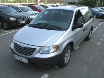 2001 Chrysler Voyager Pictures